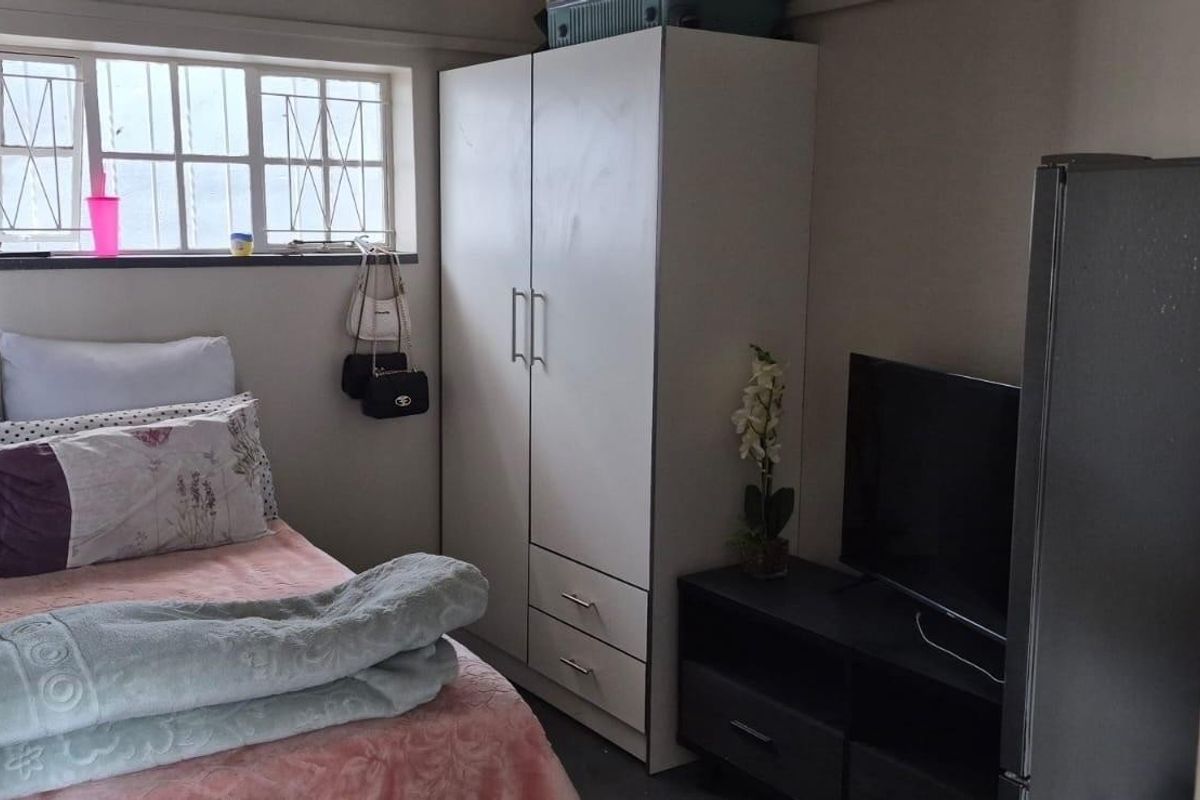 House To Rent in Alberton North, Alberton - Photo 5