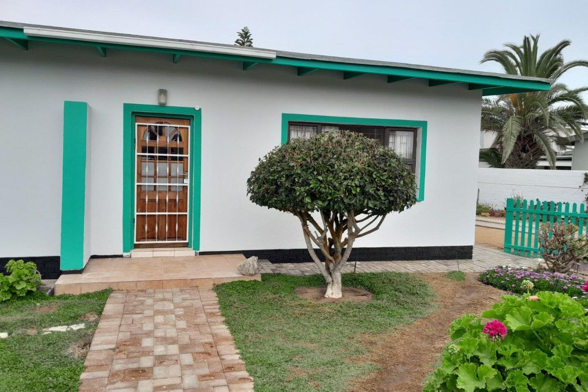 Dual Living Opportunity - Photo 4