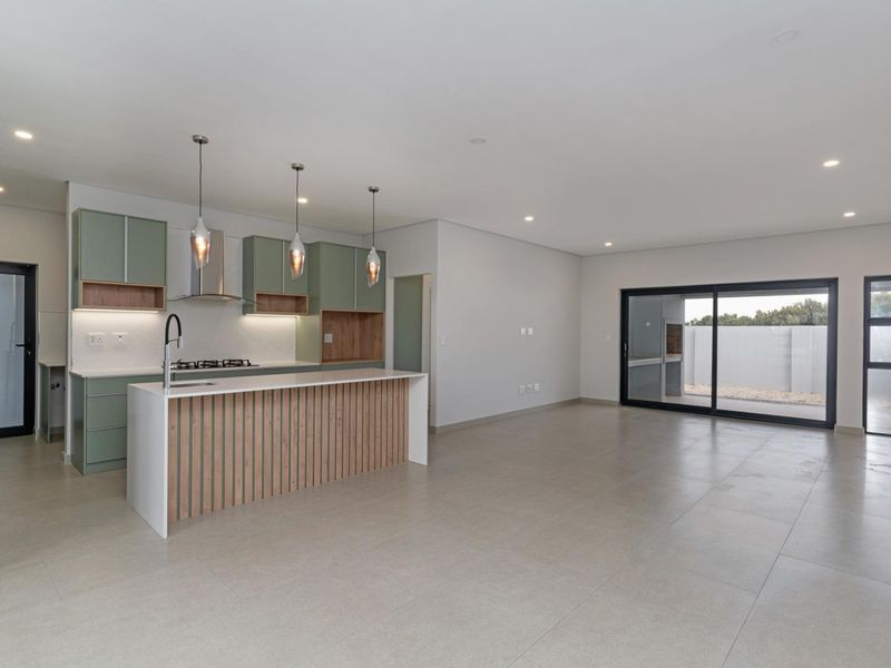 Modern Elegance in Prime Sandown – Brand New 4-Bedroom Home under Construction Including Transfer Duty | No VAT - Photo 3