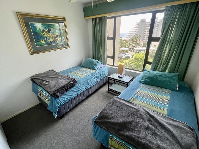 Hendra - Luxurious 3-Bedroom Apartment in The Shades, Umhlanga Rocks For Sale - Photo 8