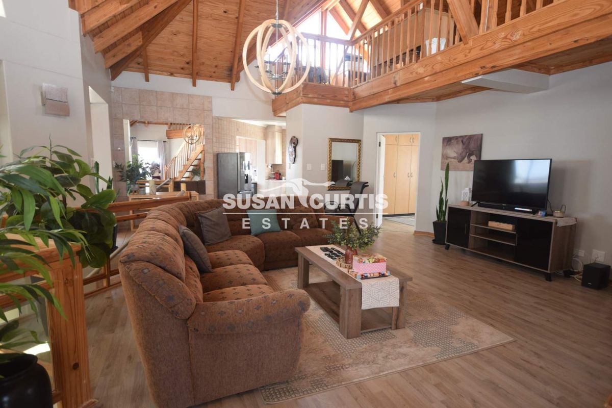 READY TO MOVE IN!! - Photo 4