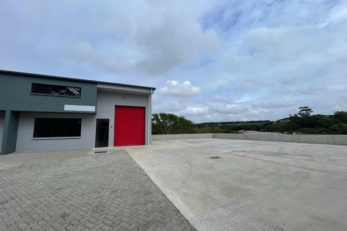 Modern Warehouse / Light Industrial Unit To Let – Innovation Park, Glen Anil - Photo 3