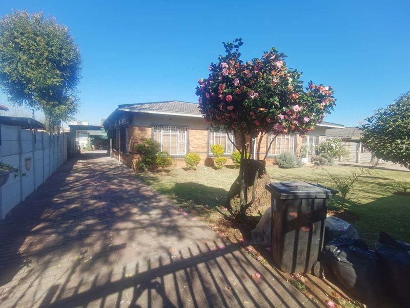 Investment property for sale in kempton park - Photo 5