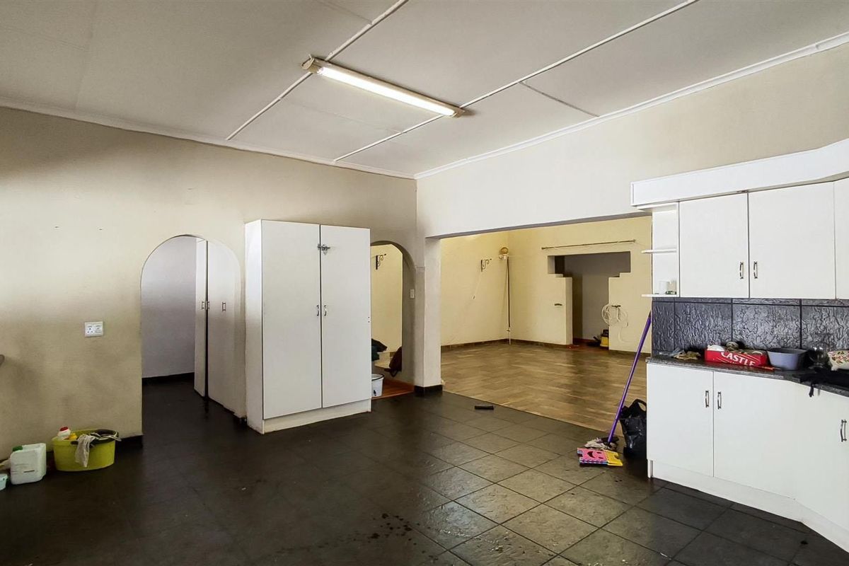 House For Sale in Alberton - Photo 3