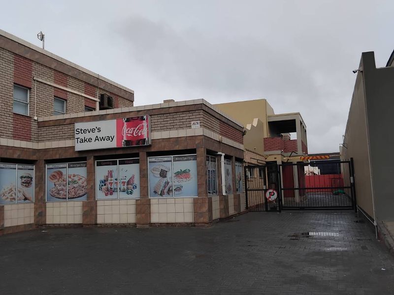Well established, profitable and successfully operating restaurant, take away, conference center and casino in the heart of Walvis Bay - Photo 2