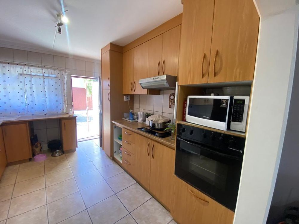 Kitchen with BIC
