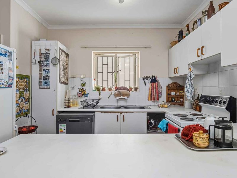 Magical Townhouse in Manor Gardens - Photo 8