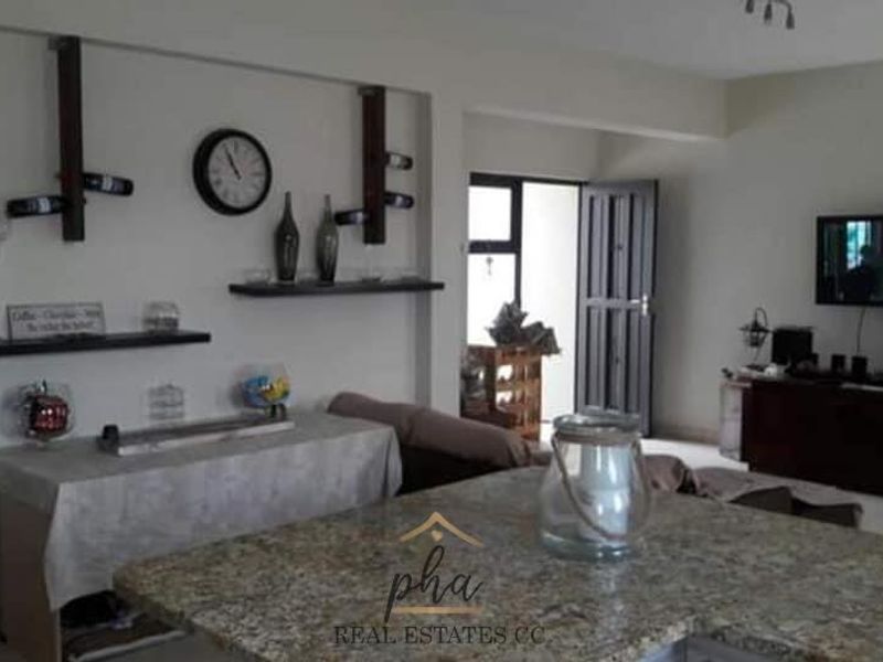 2 BEDROOM TOWNHOUSE FOR SALE - WALVIS BAY - Photo 2