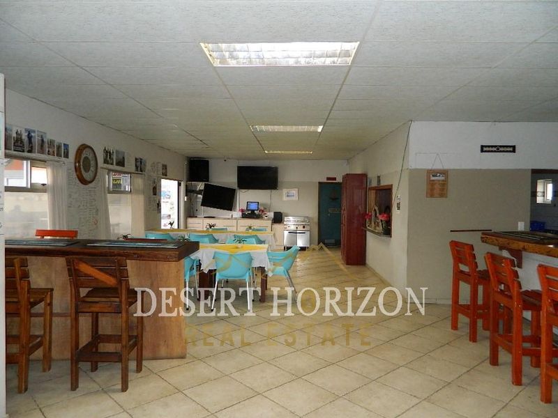 HENTIES BAY, CENTRAL | PUB AND GRILL FOR SALE - Photo 10