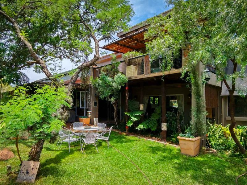 Own this retreat close to Hartbeespoort Dam - Photo 3