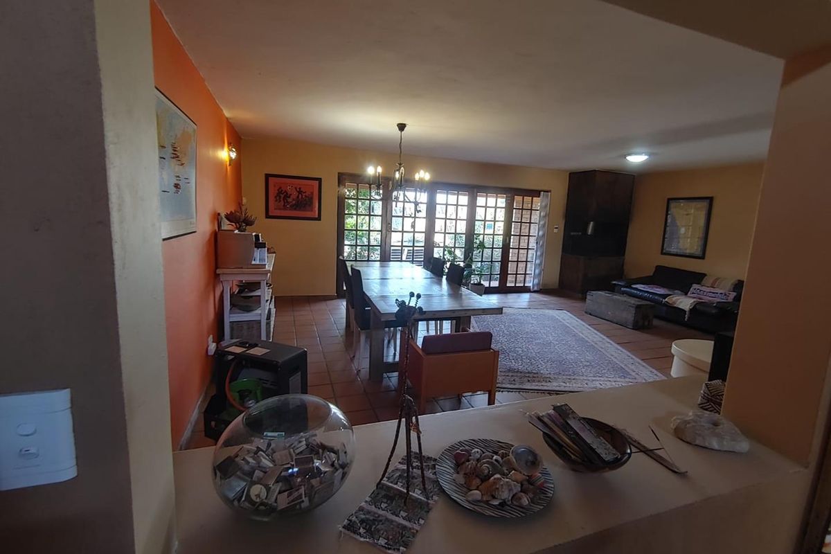 Rare Smallholding Investment with Multiple Accommodation Units and Strong Rental Potential - Photo 3