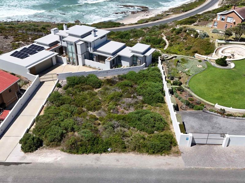 VACANT LAND - Minutes from the sea - Photo 8