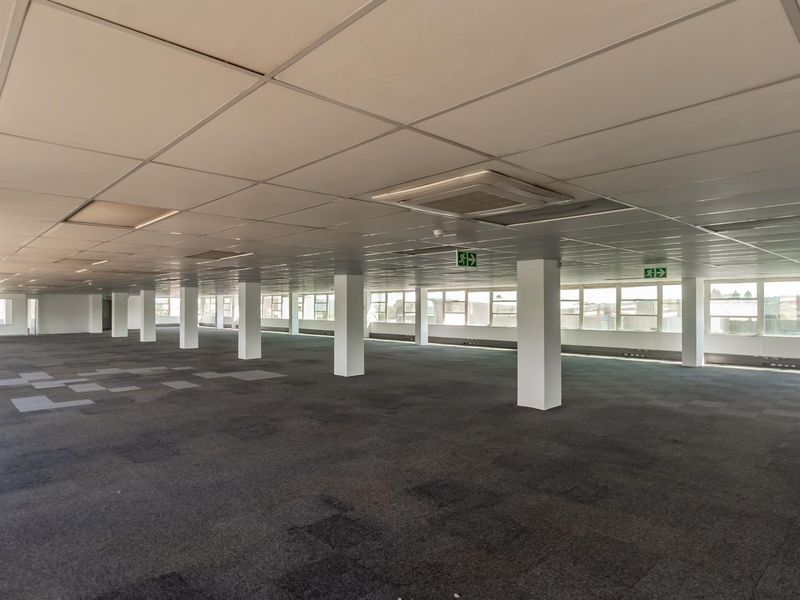 Commercial Property to Rent in Blackheath - Photo 4