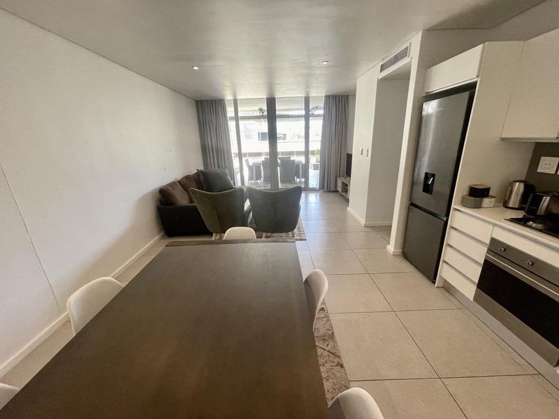 Hendra - Fully Furnished Luxurious Ground Floor 3 Bed, 3 Bath Apartment To Rent - Photo 8