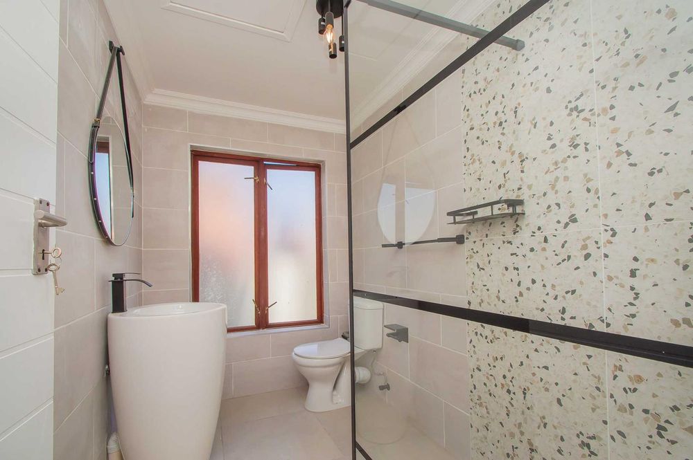 3rd Upstairs bathroom