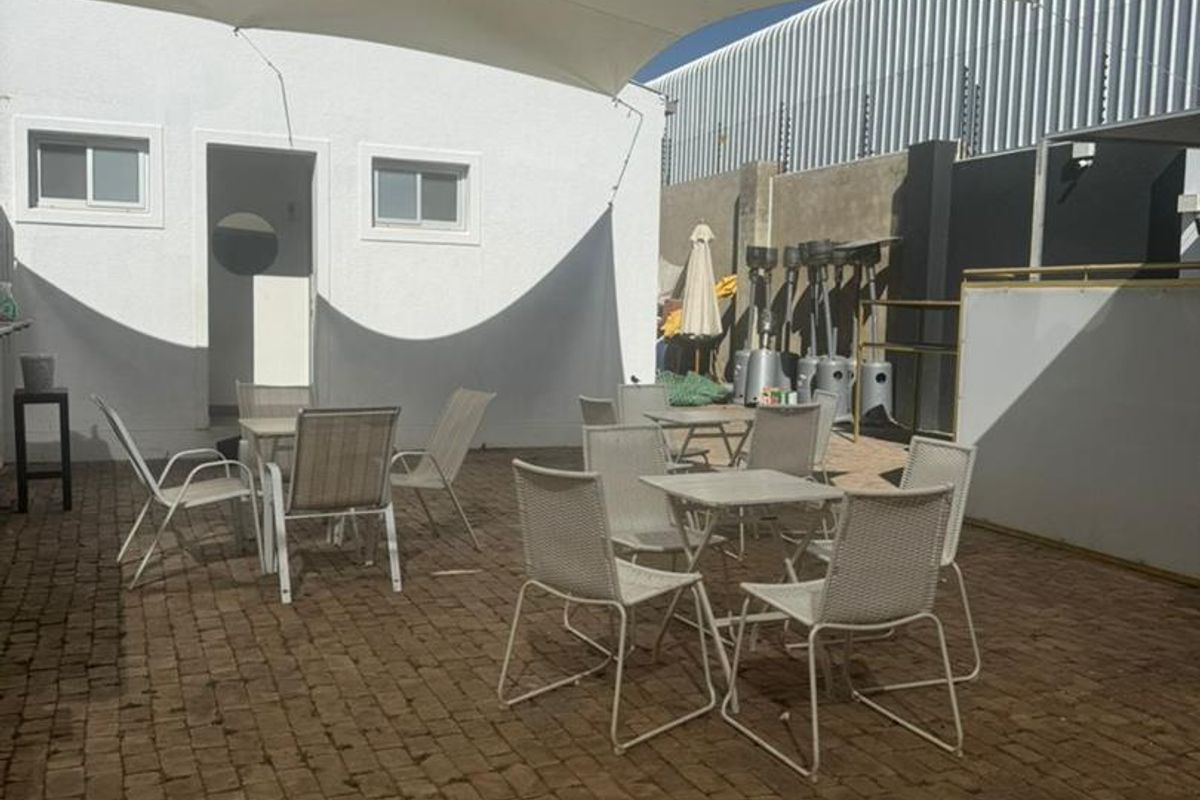 PRIME PROPERTY FOR SALE - LAFRENZ - Photo 4