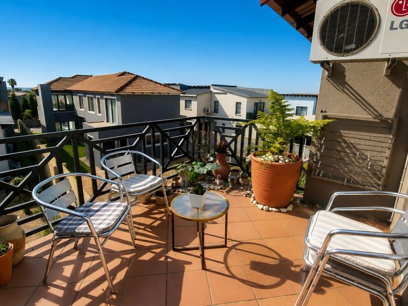 Falcon View Apartment with Solar Panels & Pool - Photo 8
