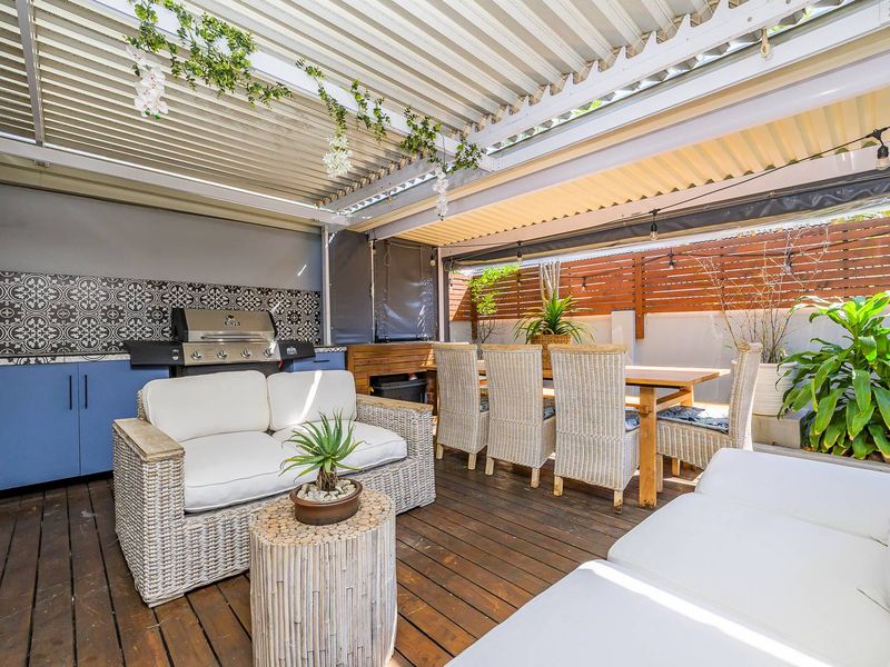 Modern 3 Bedroom Townhouse | Walk to Umhlanga Beach | Private Garden | Exclusive Mandate - Photo 4