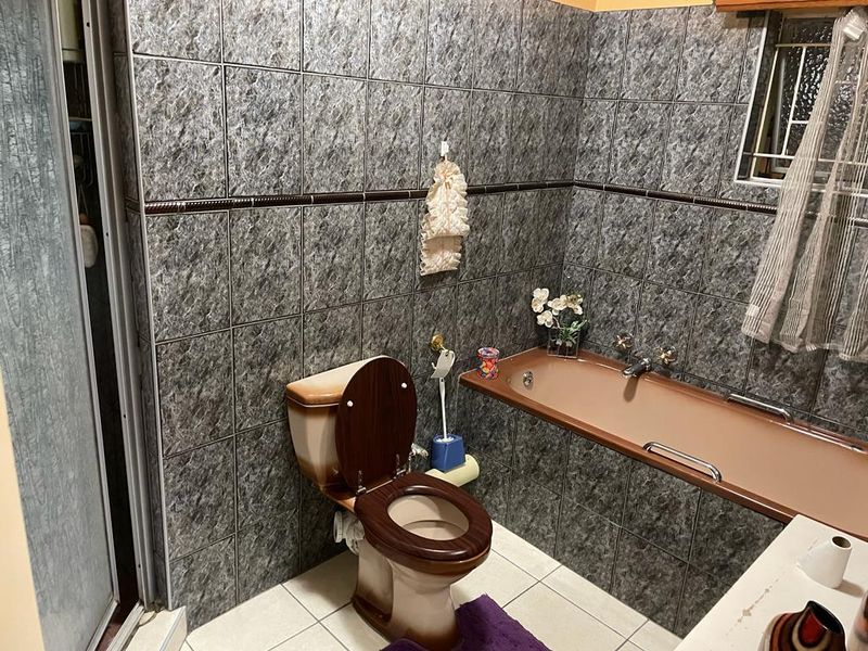 Freestanding House available to Let in Eros near G4S Office. - Photo 9