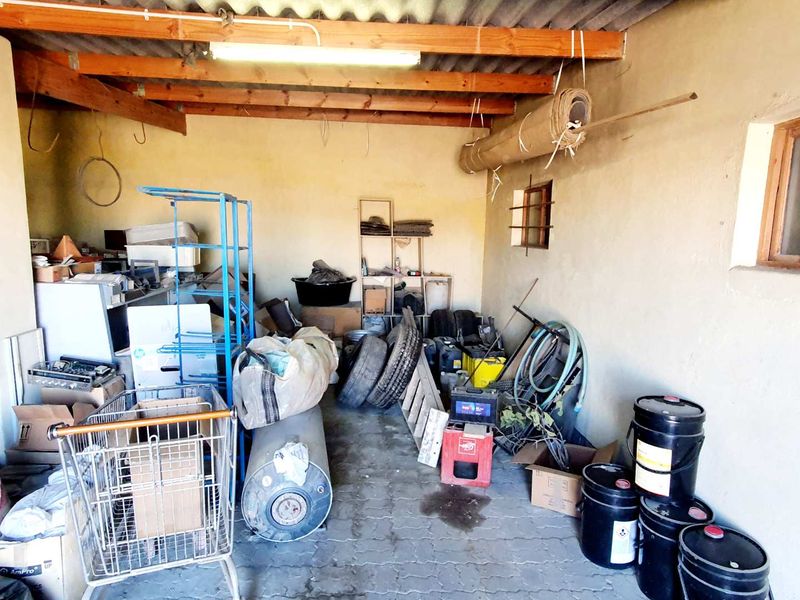 Ideal building to run your own business from! - Photo 5