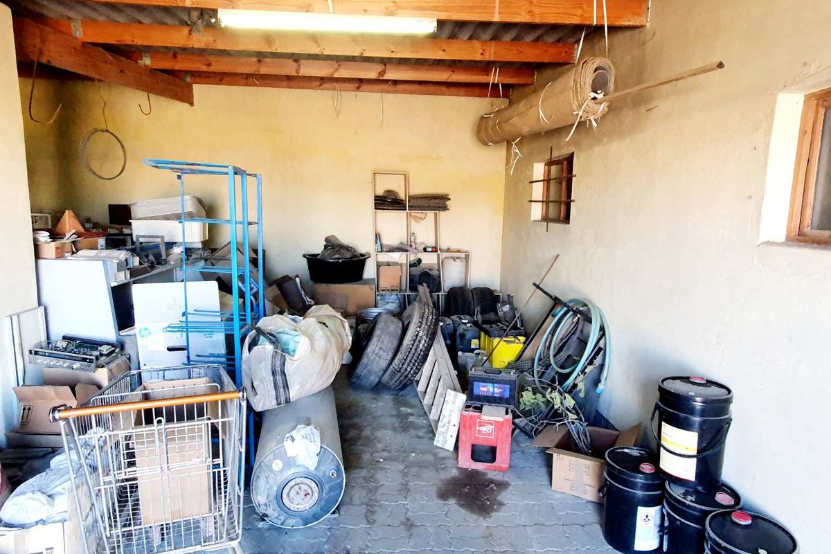 Ideal building to run your own business from! - Photo 5