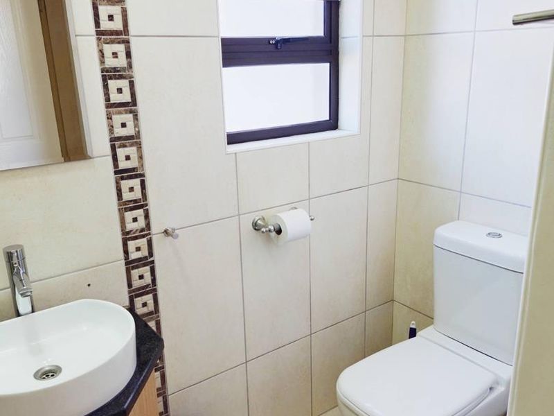 Swakopmund- To Let-N$18 000 - Photo 8