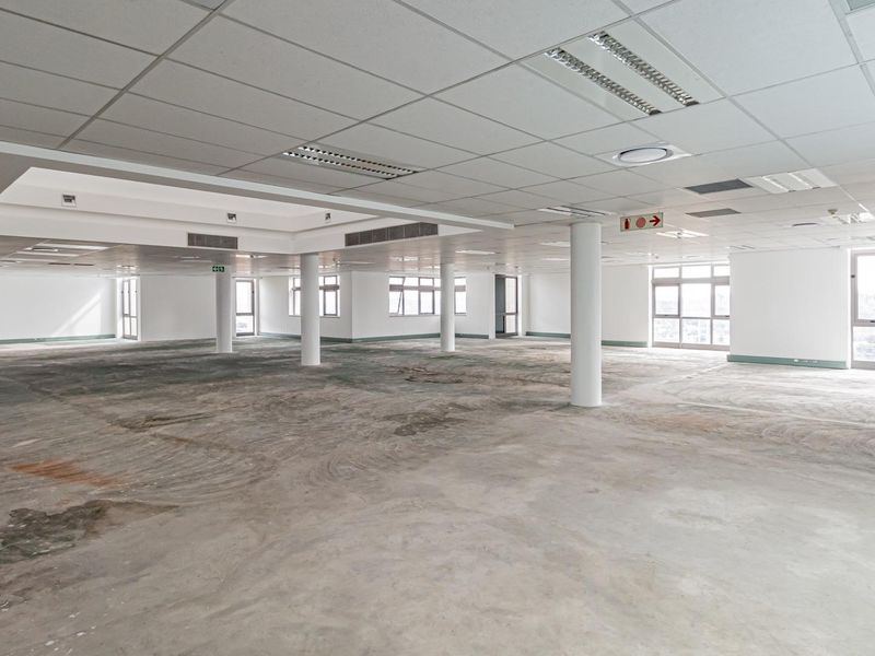 OFFICE SPACE TO LET IN MAXWELL OFFICE PARK. - Photo 9