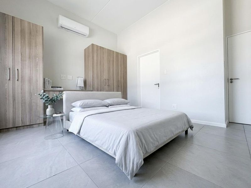 What a great deal with a completely brand-new interior for this ground floor apartment. - Photo 5
