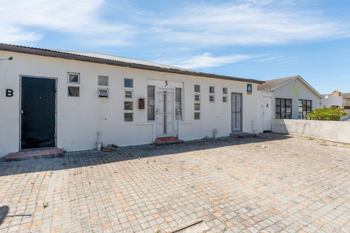 High-Yield Investment | 4 Self-Contained Units | GR4 Zoning - Photo 2