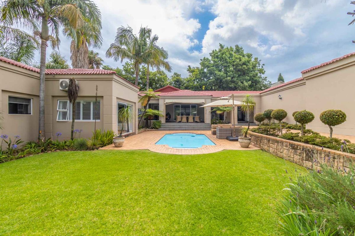 Corporate Luxury Rental in an Exclusive Lifestyle Estate — Full Gardening & Housekeeping Services Included - Photo 2