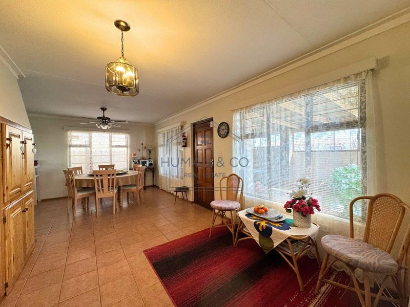 Spacious Family Home with Income Potential in Meersig - Photo 4