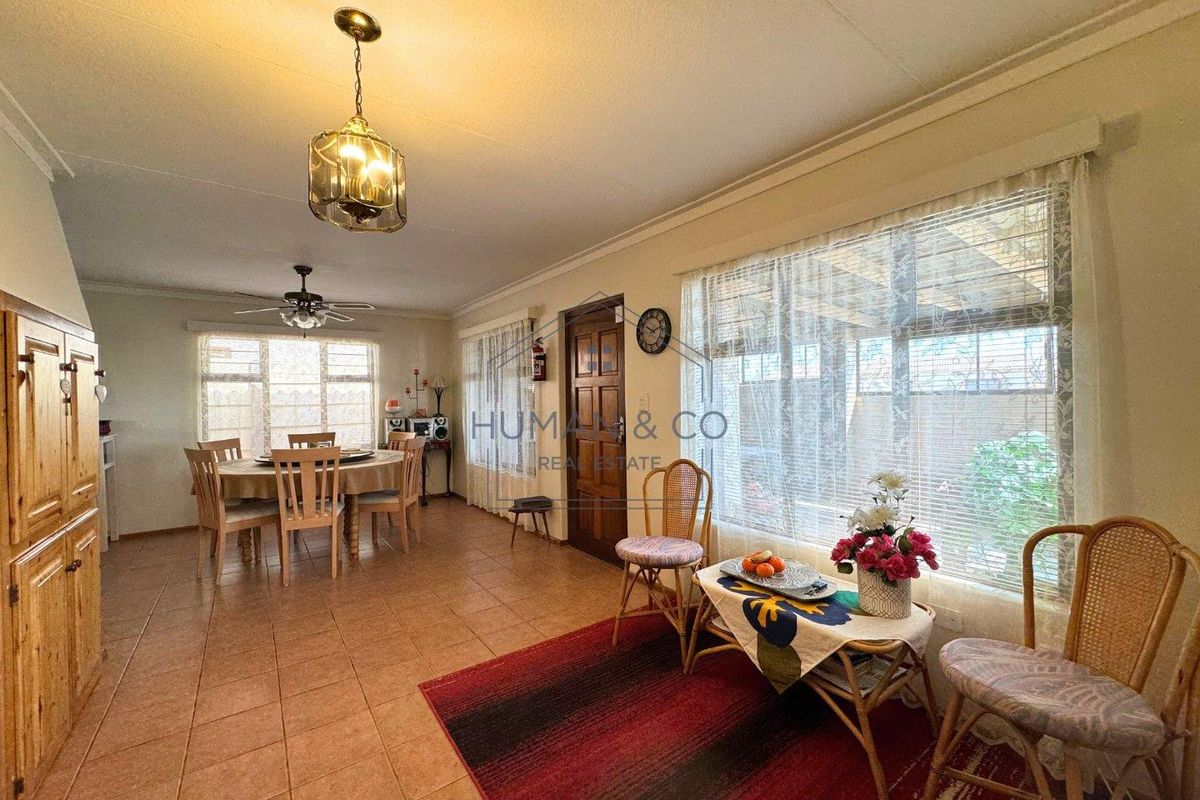 Spacious Family Home with Income Potential in Meersig - Photo 4