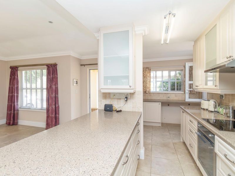 Gracious and Spacious 50+ Living in Waterfall Valley Mature Lifestyle Estate - Photo 7