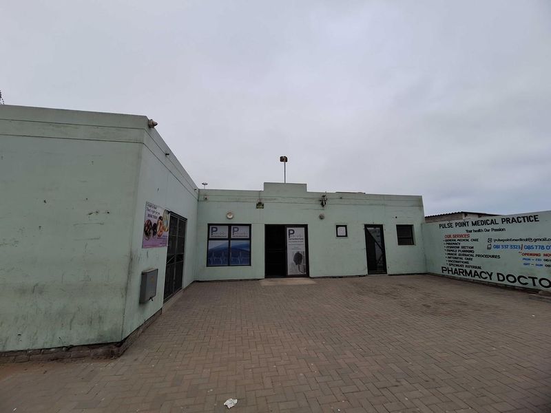 Business Property on a High-Traffic Road - Photo 1