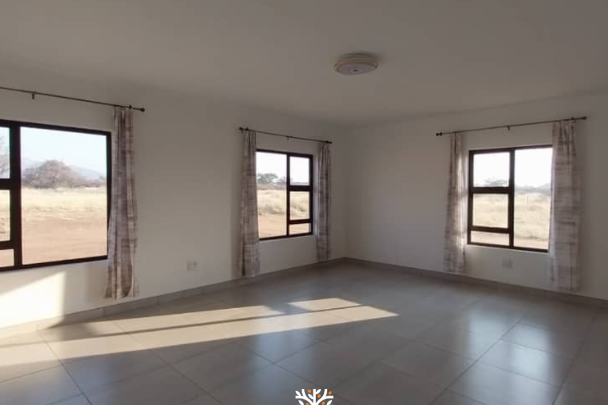 Ondekaremba Estate For Sale | N$3 050 000 - Photo 4