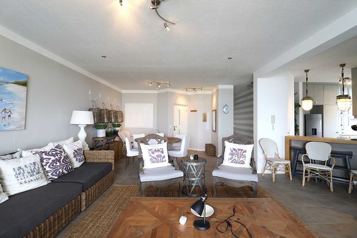 Property #2472774, Apartment Rental Monthly in City Centre