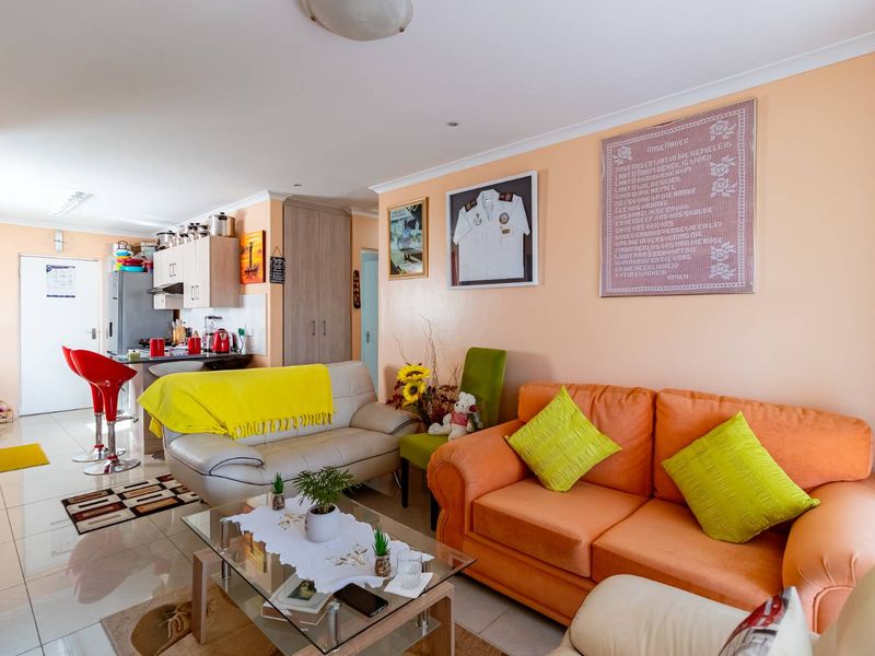 3 Bedroom Townhouse for Sale in Fairview - Photo 7