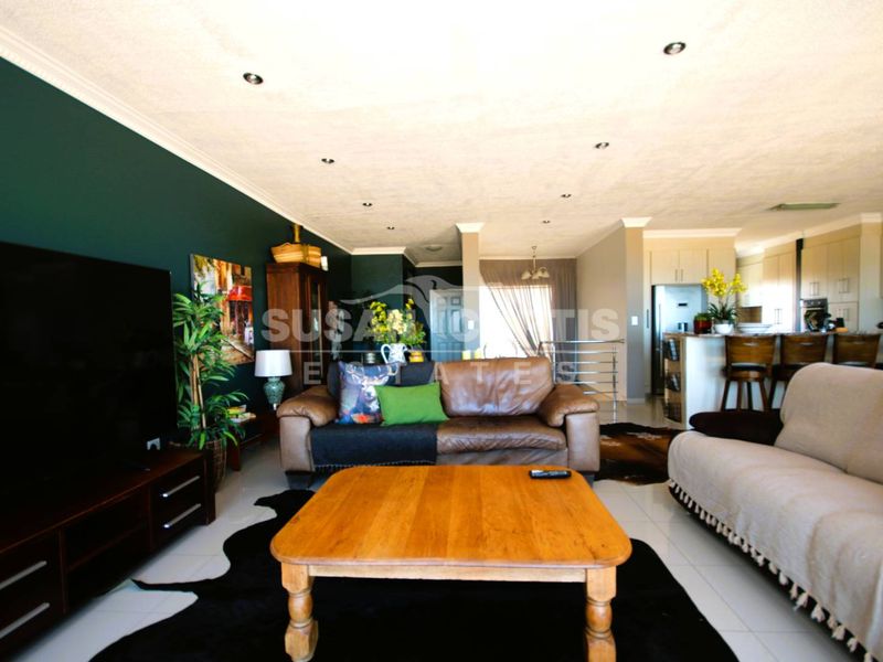 PENTHOUSE WITH STUNNING SEA VIEW - Photo 5