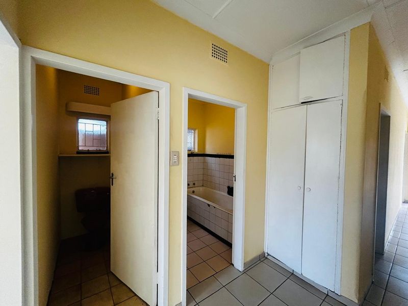 Home & Flatlet Combo - Photo 10