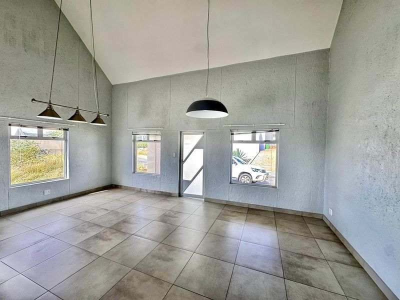3 Bedroom House For Sale in Elisenheim - Photo 7
