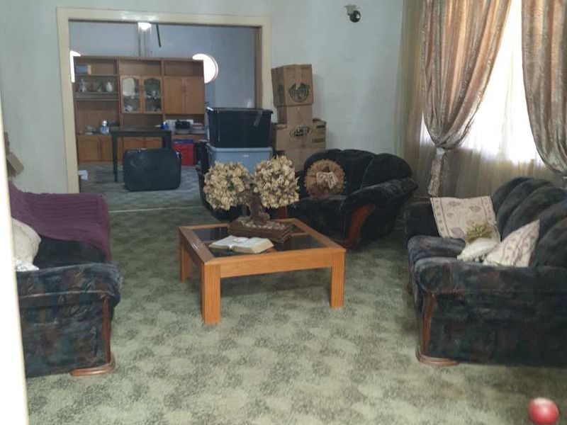 Large home in Selection Park - Photo 9