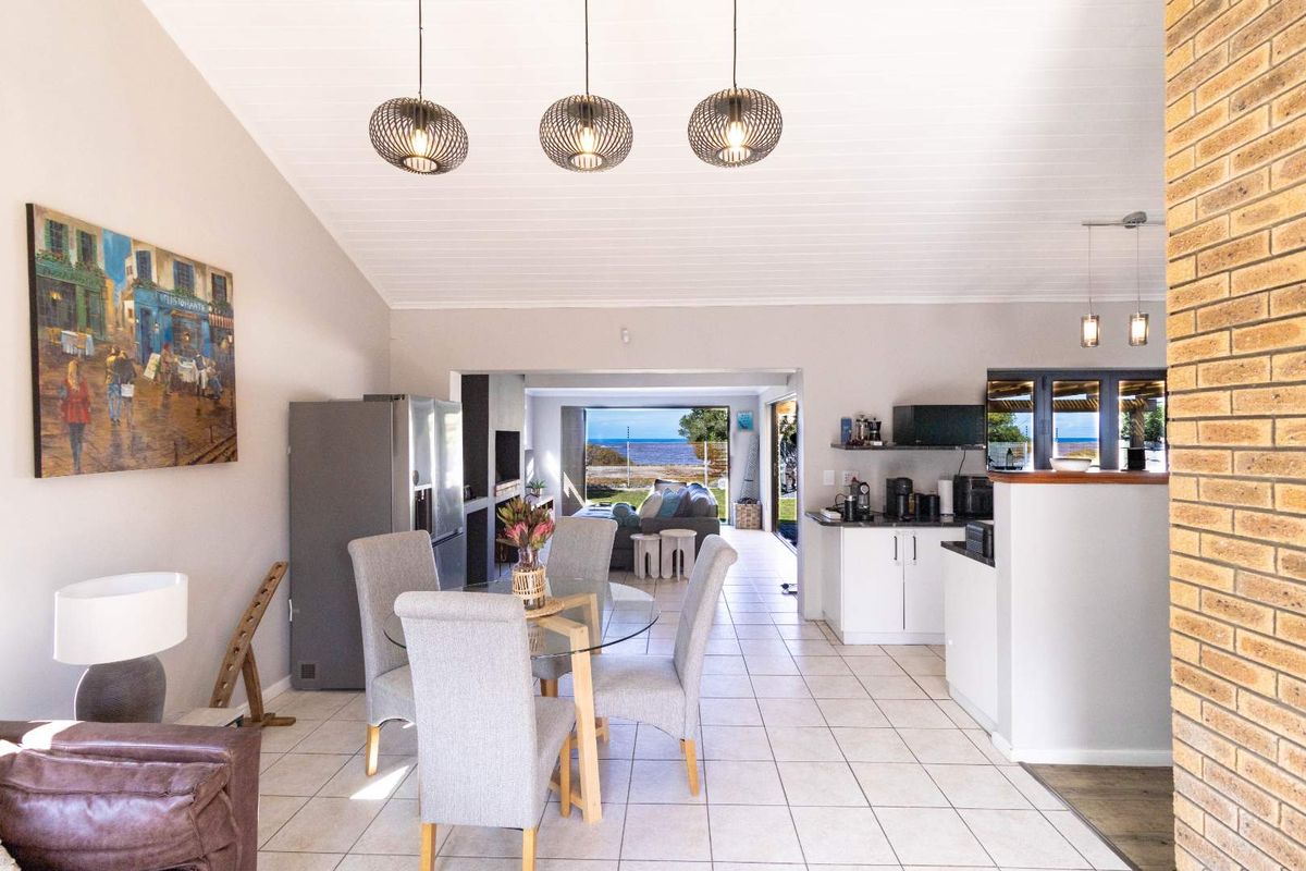 This Is What Coastal Living Was Always Meant to Feel Like! - Photo 3