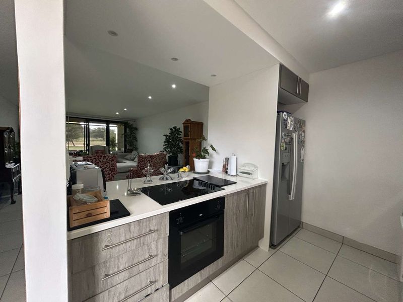 2 Bedroom unit in Omeya Village with exquisite views - Photo 5