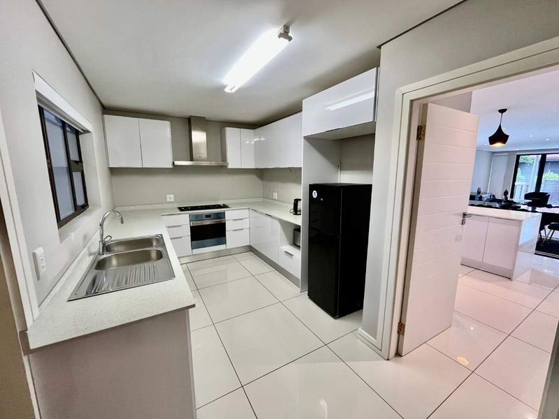 Hendra Estates - 6 Bedroom Townhouse for rental in izinga - Photo 10