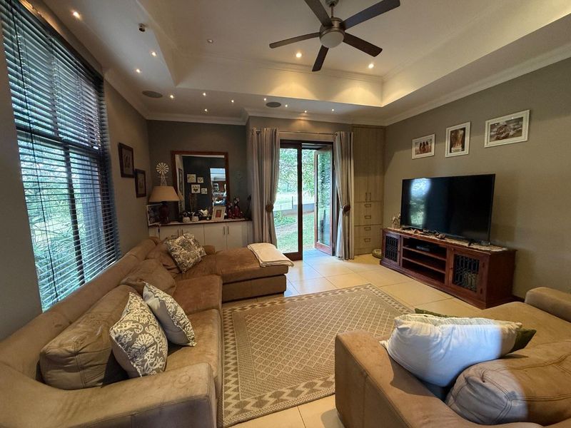 The Ultimate Luxury Family Home with Breathtaking views & Solar Power - Photo 9