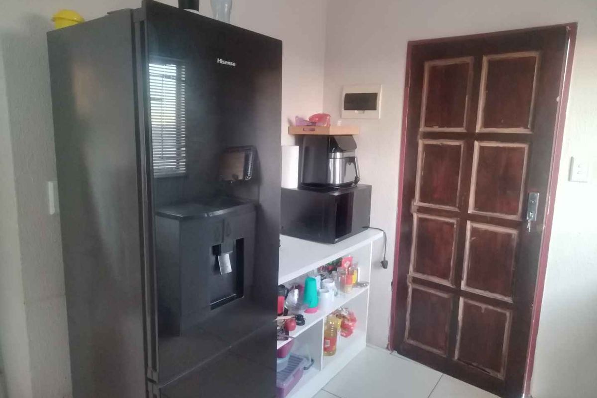 2 bedrooms house for sale in Soshanguve VV - Photo 4