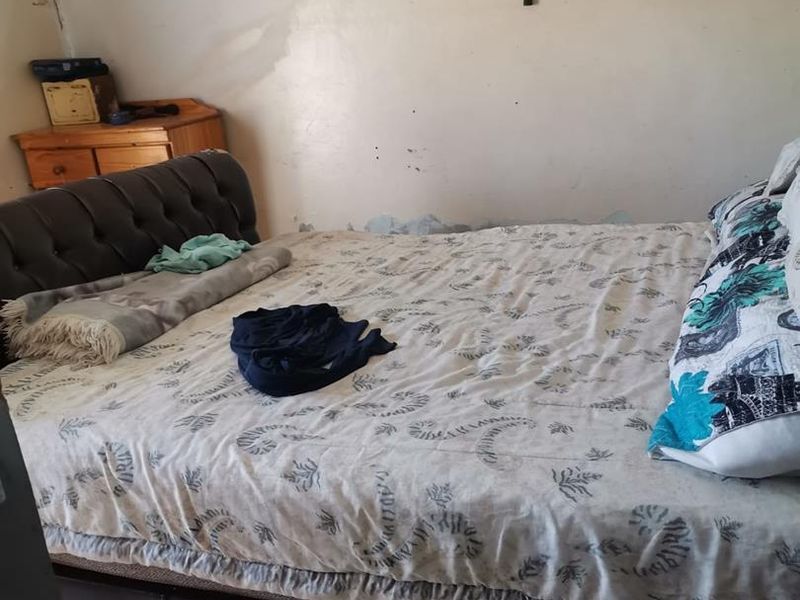 2 Bedrooms House For Sale - Photo 10