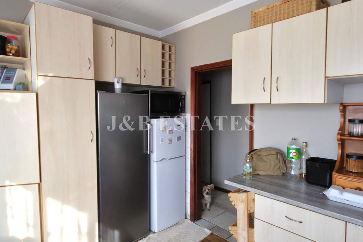 3-Bedroom House On Large Erf - Photo 5