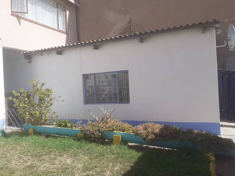 Investment opportunity - not to be missed - Photo 3