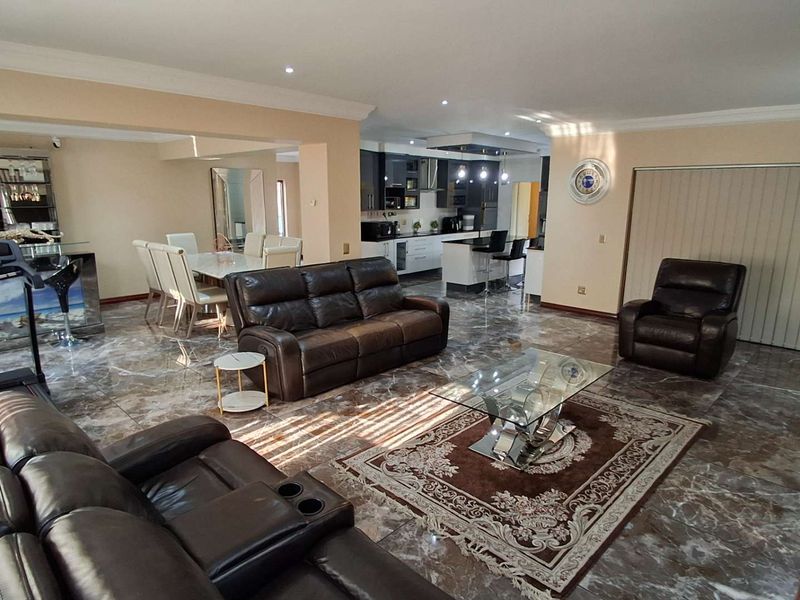 Spacious Double-Storey Home in New Market Park Awaits You! - Photo 6